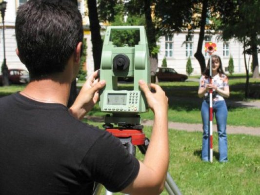 UE se roagă de România să-i dea bani pentru un sistem de cadastru